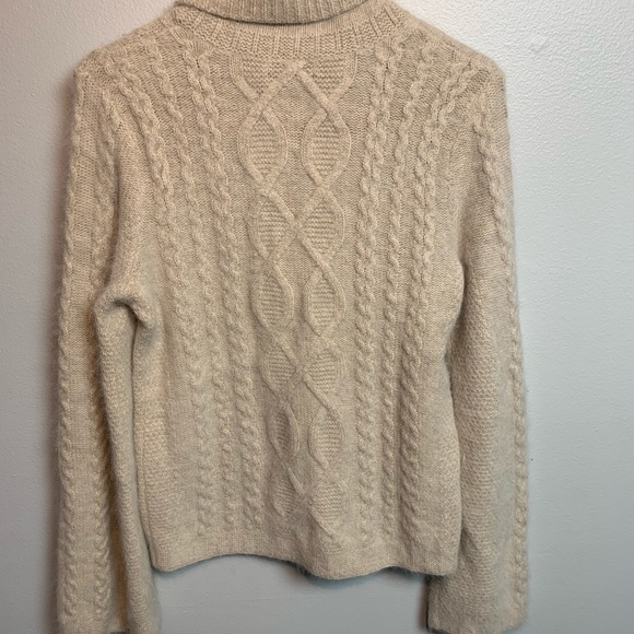 Comfy turtleneck sweater - Picture 5 of 5